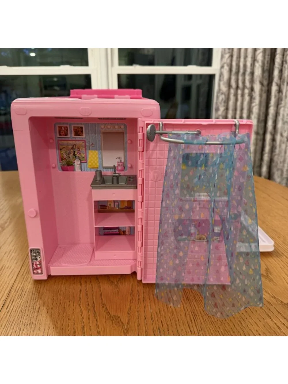 Barbie Doll Dream Camper Set Pink